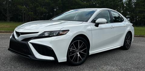 Toyota Camry 2023
