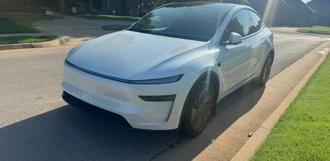 Tesla Model Y 2026