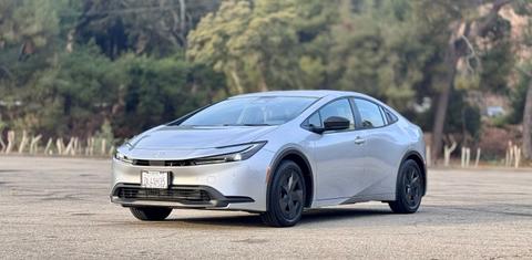 Toyota Prius 2024