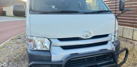 Toyota HIACE 2017