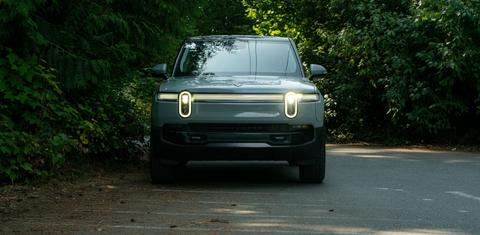 Rivian R1S 2025