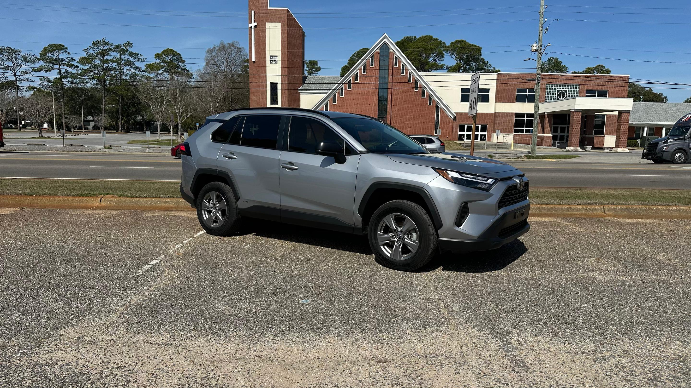 Toyota RAV4 Hybrid 2025 in 