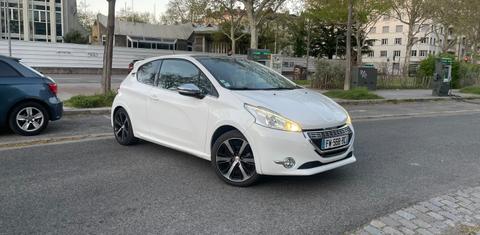 Peugeot 208 2013