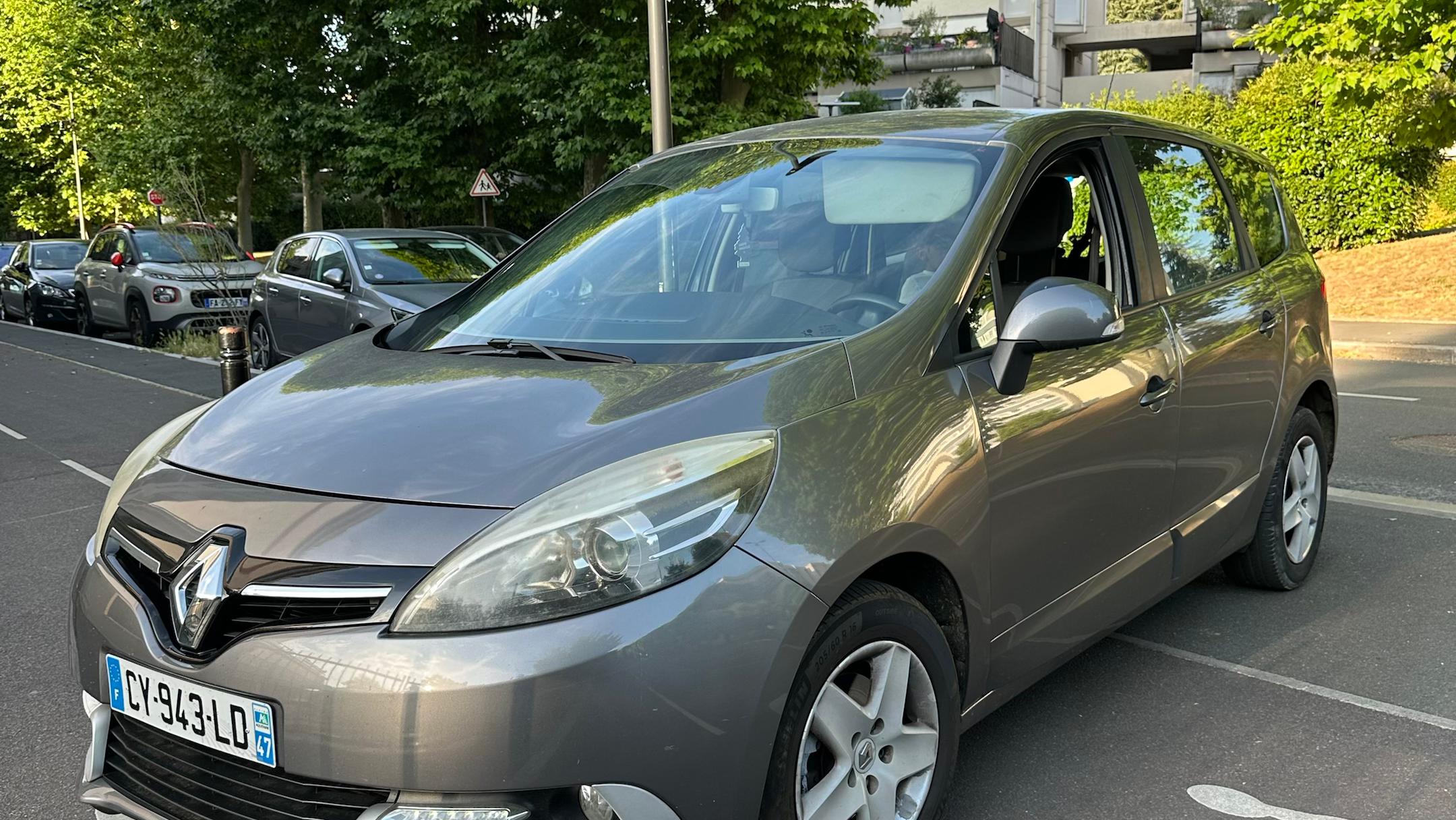 Renault GRAND SCENIC III 2013 à Taverny