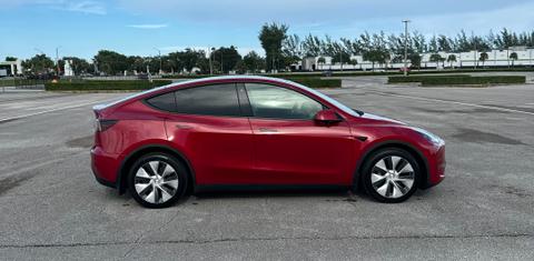 Tesla Model Y 2021