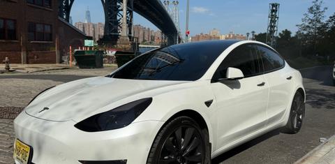 Tesla Model 3 2022