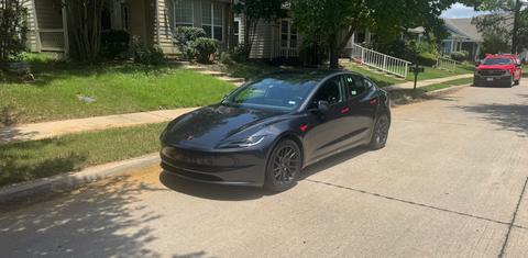 Tesla Model 3 2024