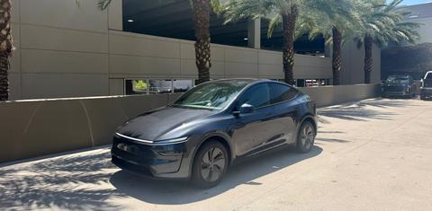 Tesla Model Y 2026
