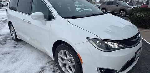 Chrysler Pacifica 2018