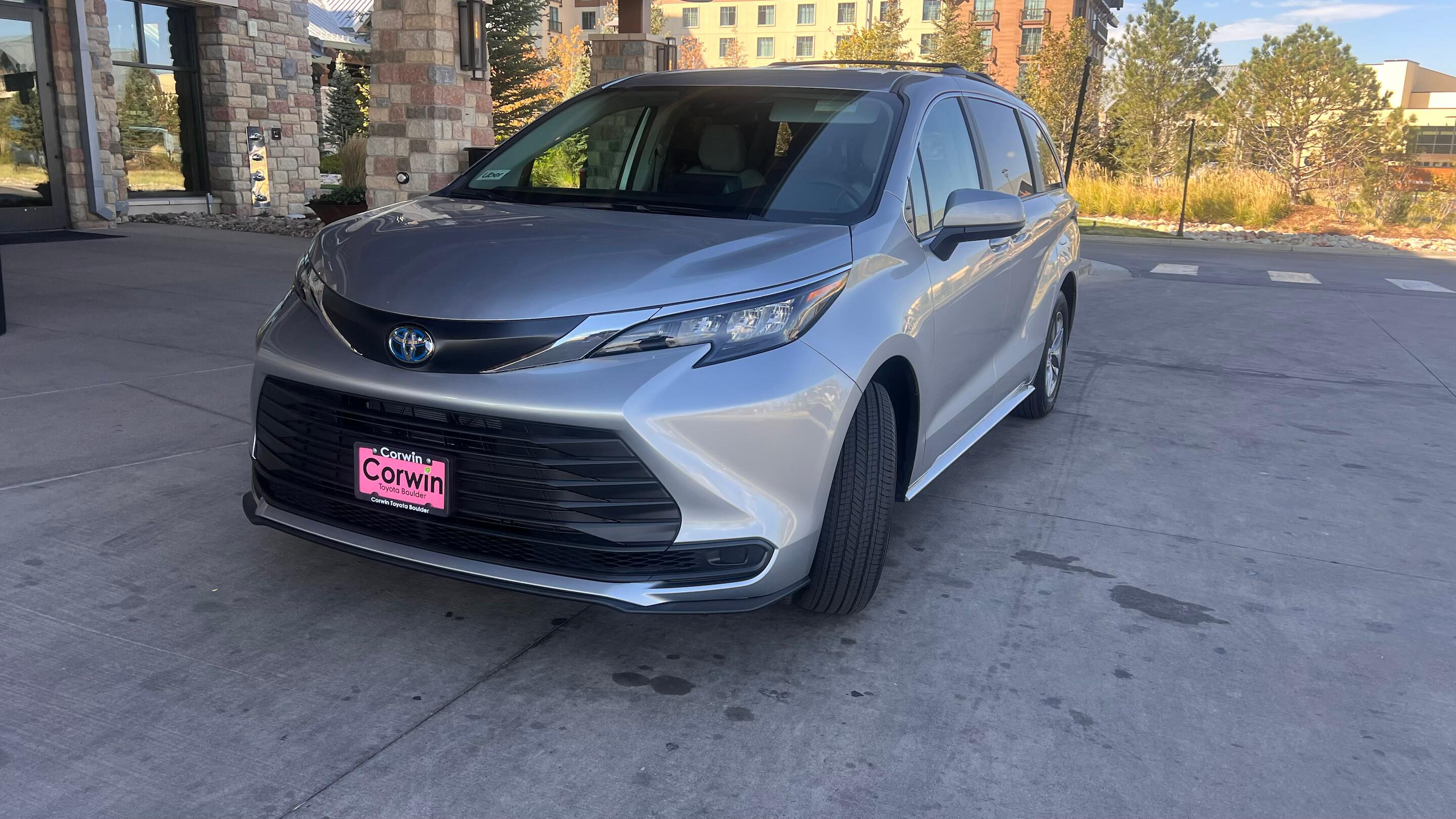 Toyota Sienna 2024 in Aurora, CO
