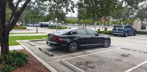 Volvo S90 2023