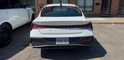Hyundai Elantra 2024