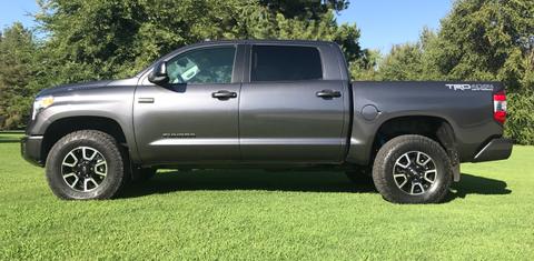 Toyota Tundra 2017