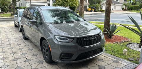 Chrysler Pacifica 2022