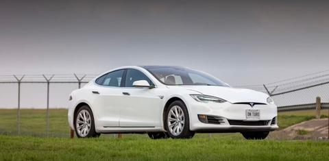 Tesla Model S 2016