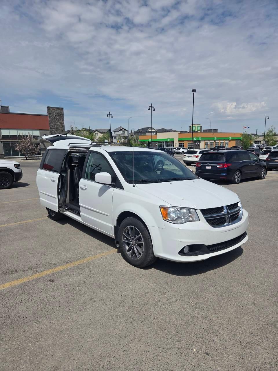Dodge Grand Caravan 2016 à 
