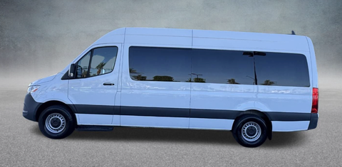 Mercedes-Benz Sprinter 2025