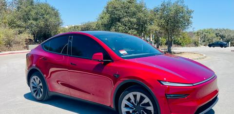 Tesla Model Y 2026