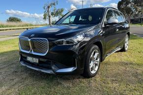 BMW iX1 2024 in Lynbrook