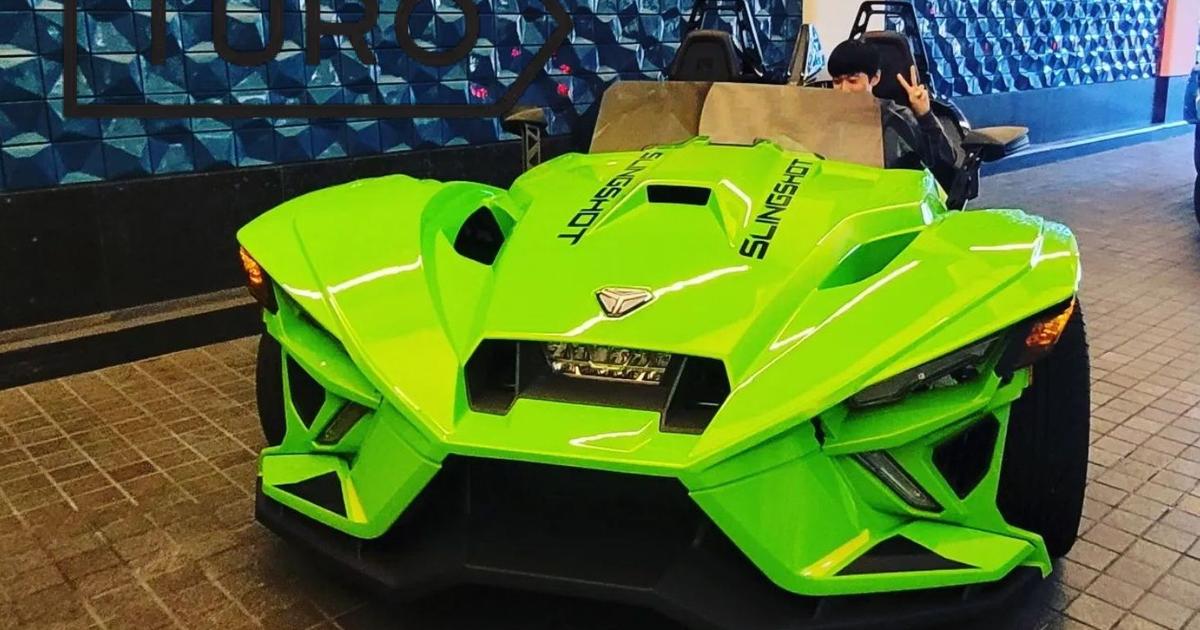 Polaris Slingshot 2022 rental in Honolulu, HI by Afshin O. | Turo
