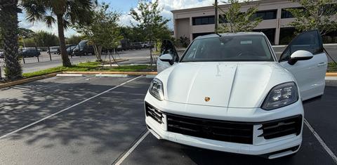 Porsche Cayenne 2024