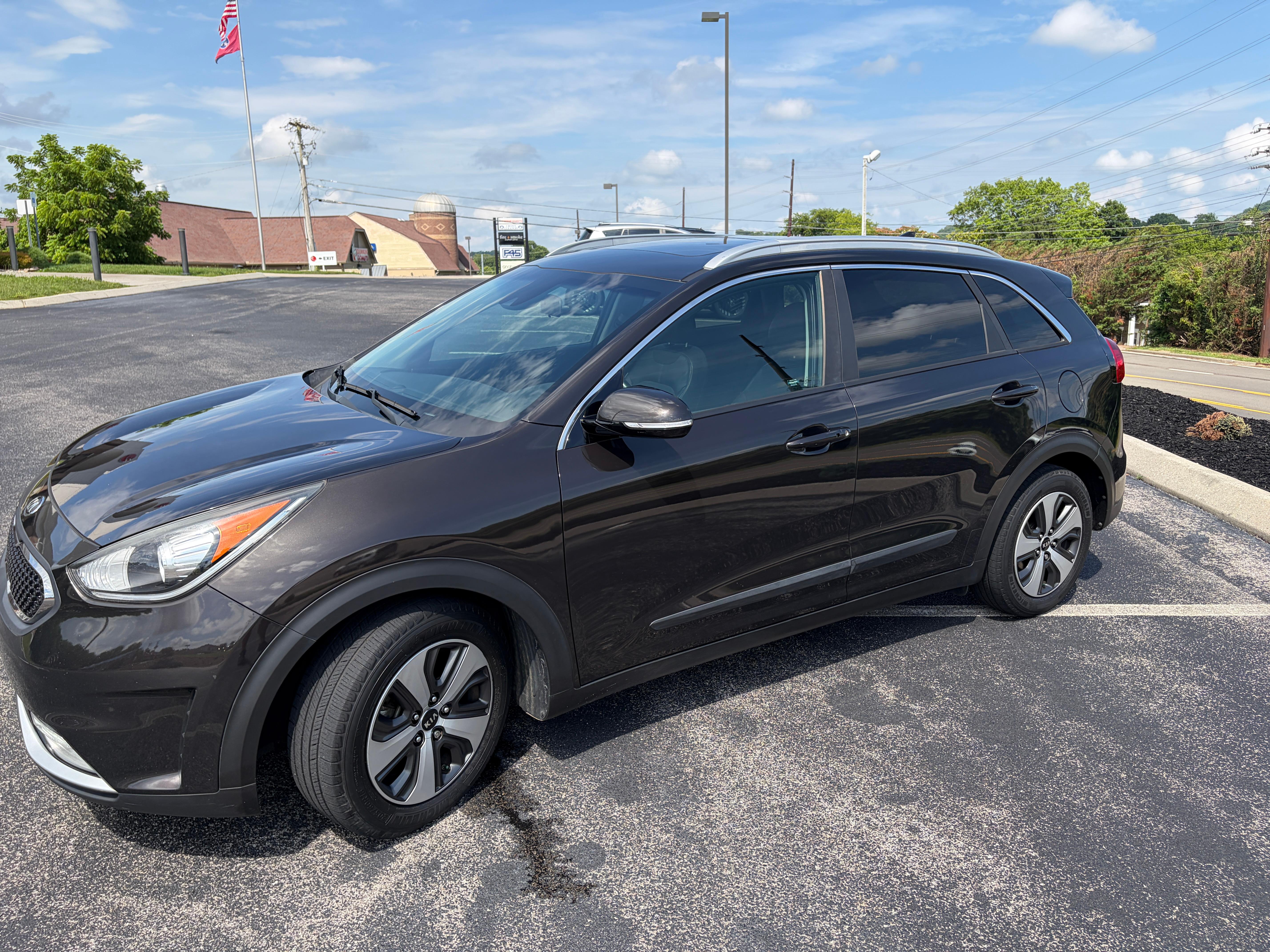 Kia Niro 2017 in Knoxville, TN