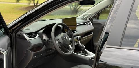 Toyota RAV4 2025