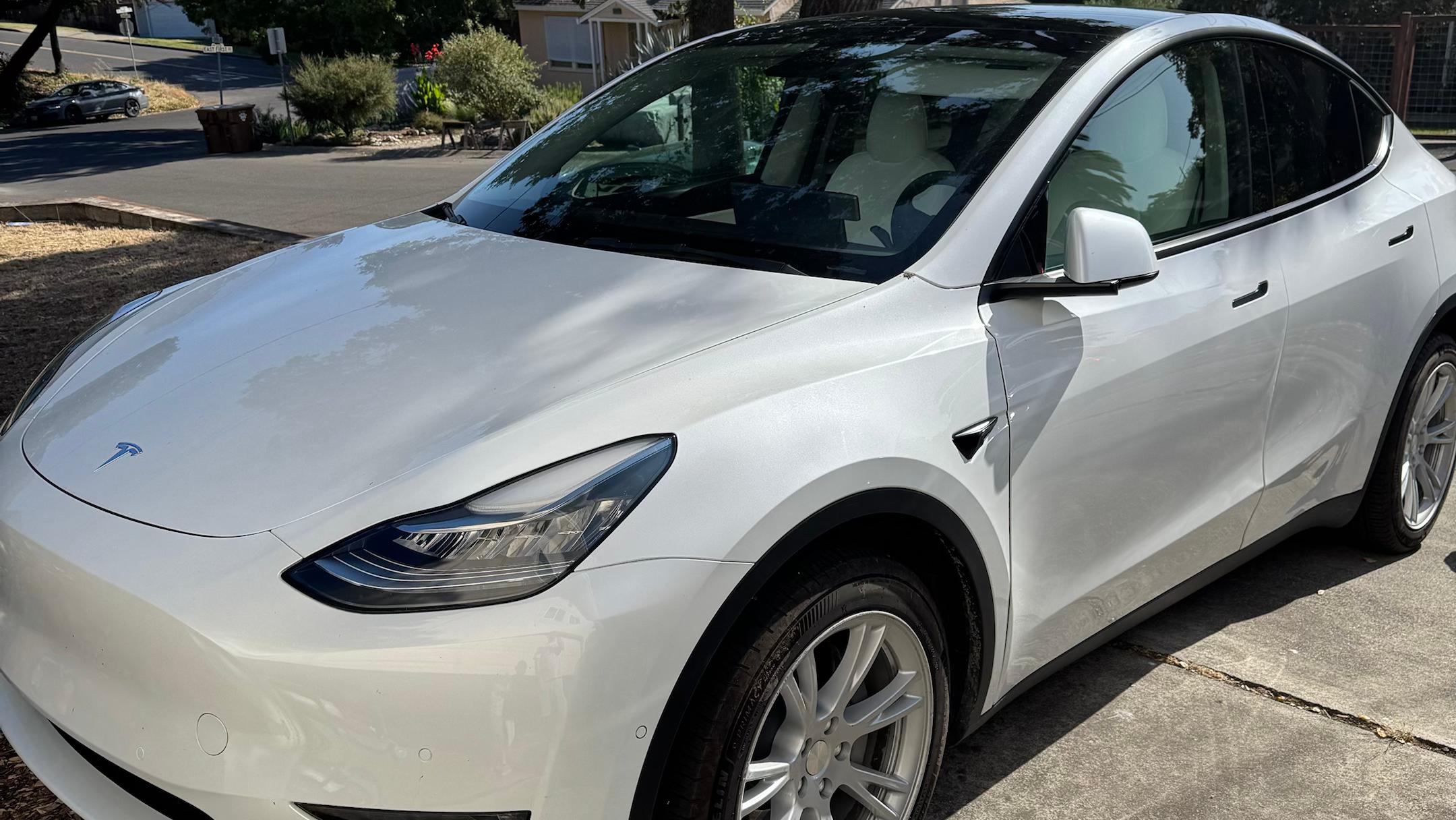 Tesla Model Y 2021 in Napa, CA