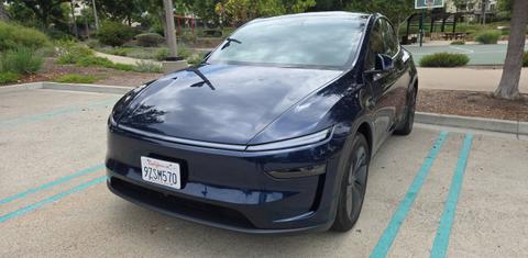 Tesla Model Y 2026