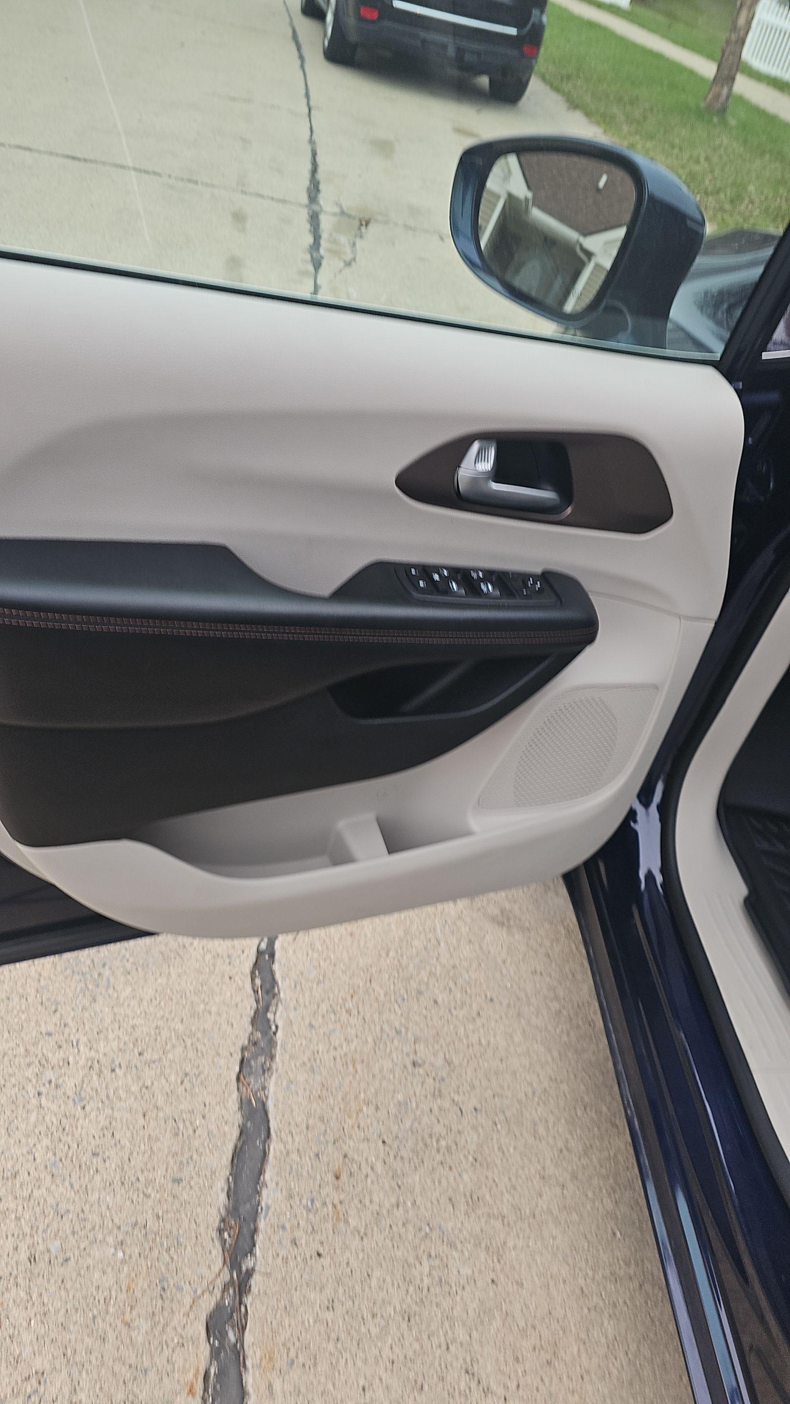Chrysler Pacifica 2018 in Belleville, MI