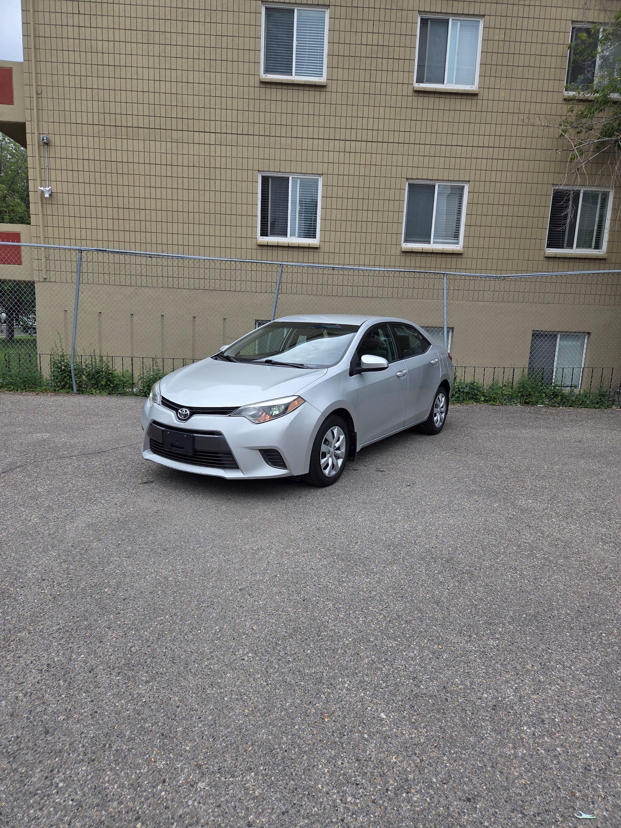 Toyota Corolla 2016 in Calgary, AB