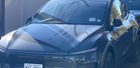 Tesla Model Y 2026