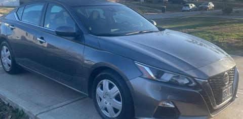 Nissan Altima 2021