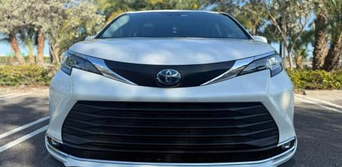 Toyota Sienna 2021
