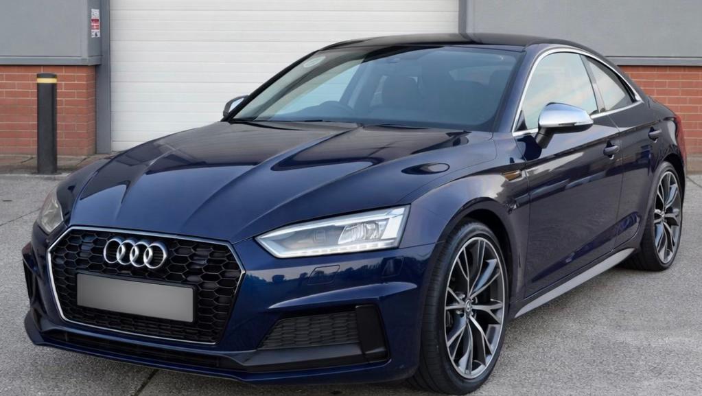 Audi S5 2018 in Brentford