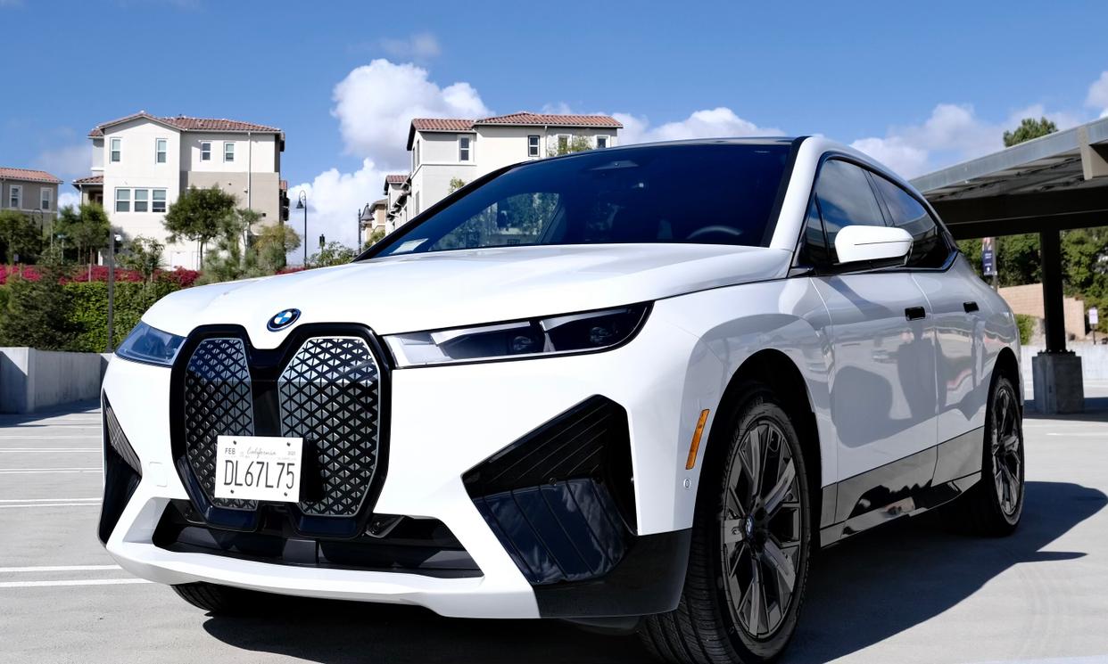 BMW iX 2025 xDrive50