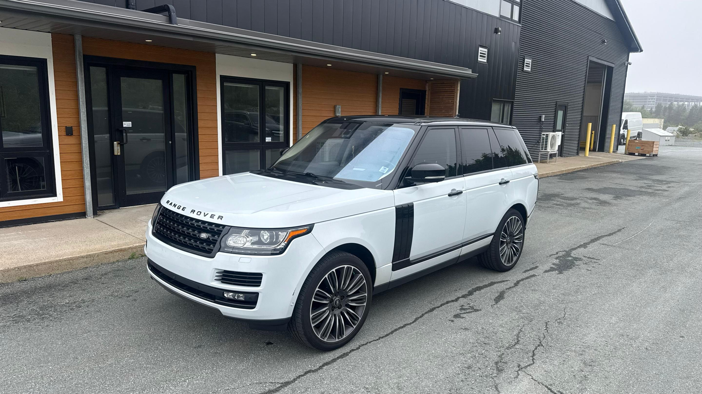 Land Rover Range Rover 2016 in Halifax, NS