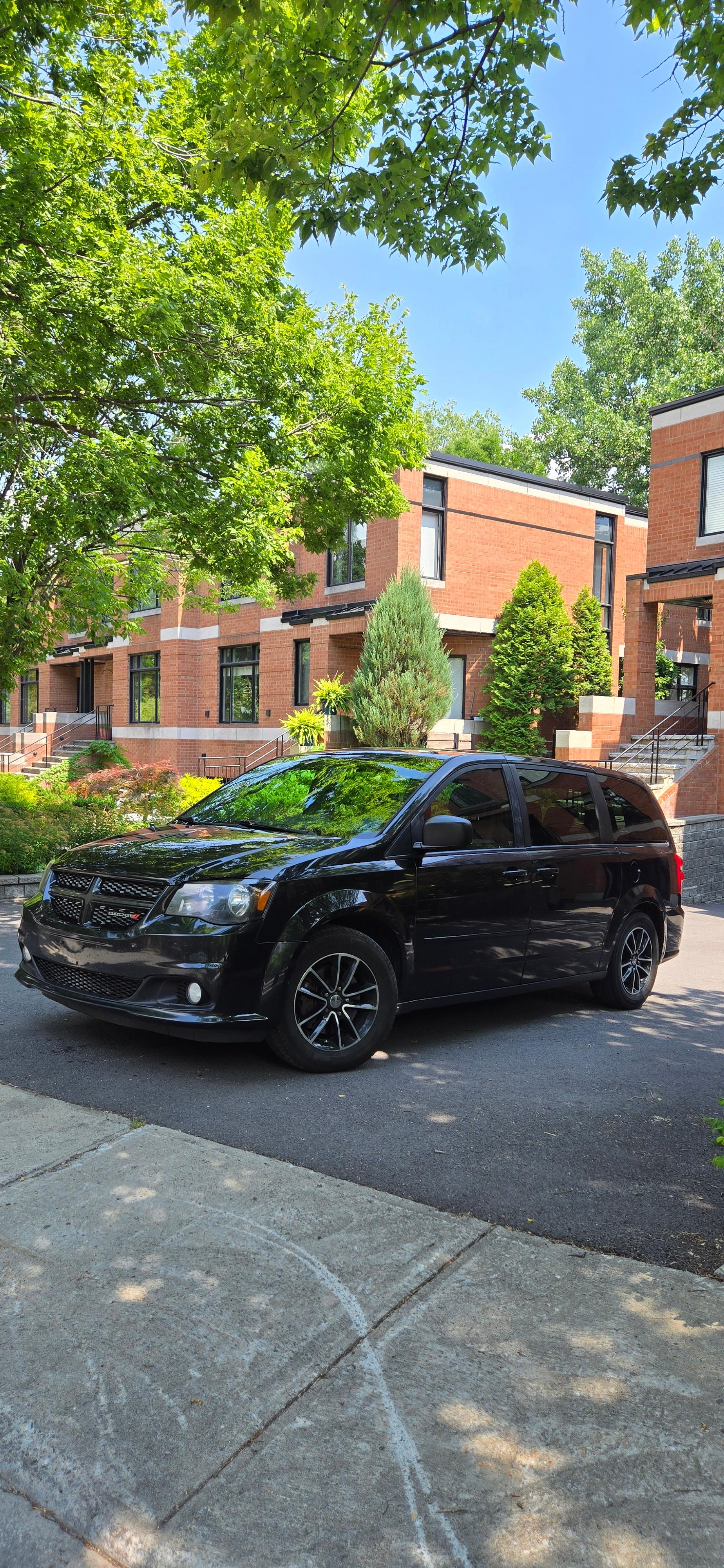 Dodge Grand Caravan 2016 à Montréal, QC