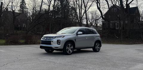 Mitsubishi Outlander Sport 2024