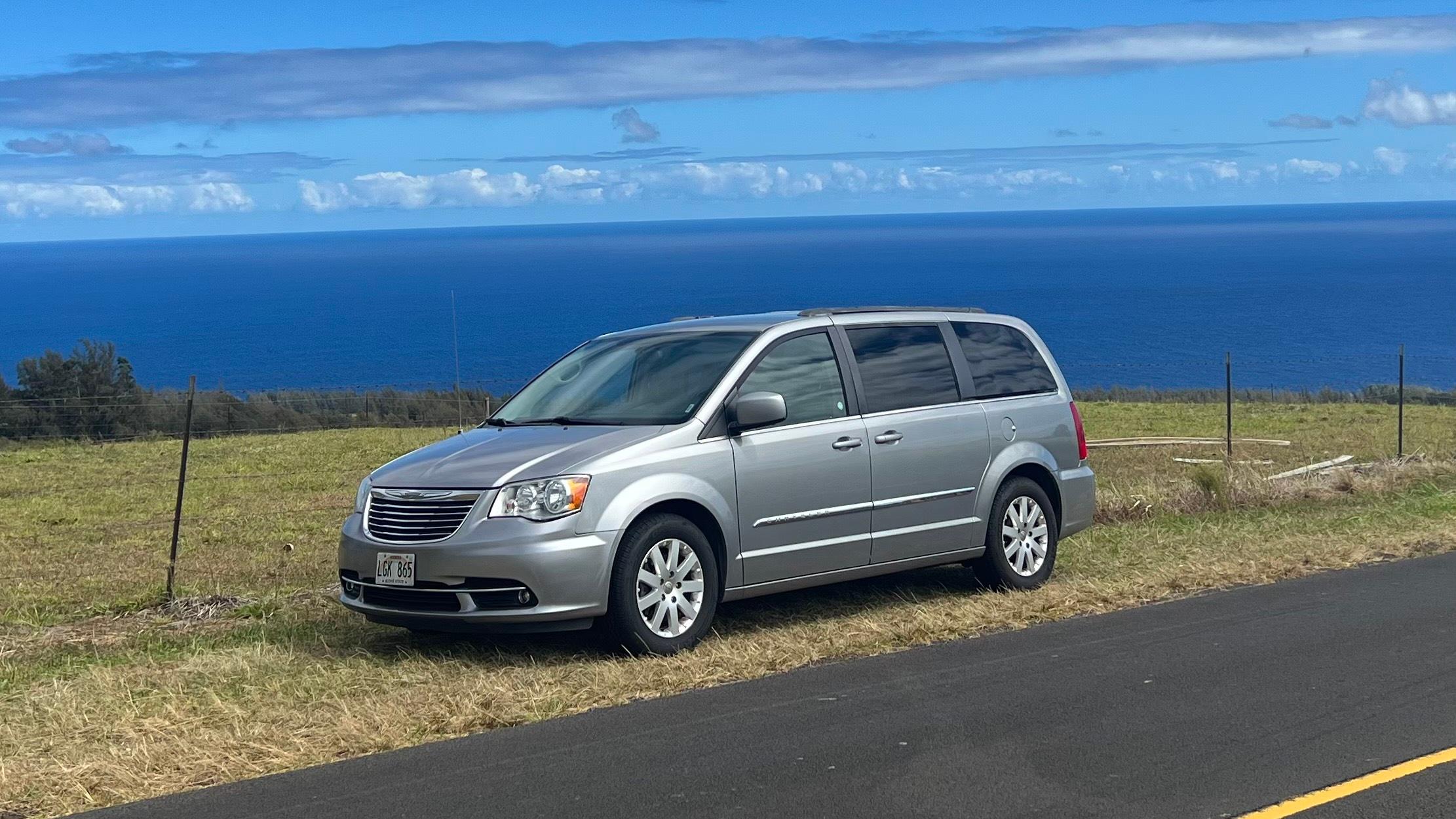 Chrysler Town & Country 2016 in Hilo, HI