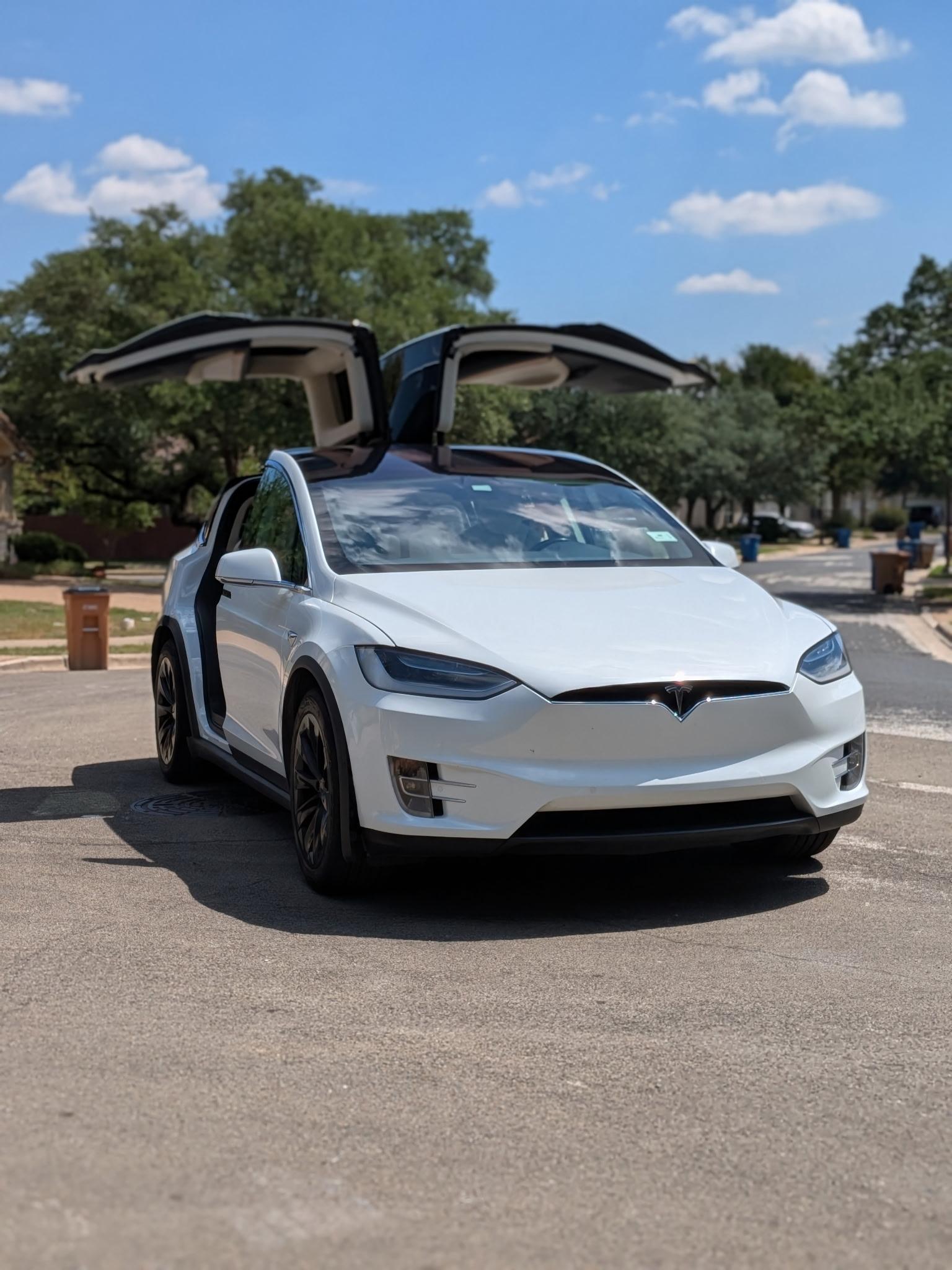 Tesla Model X 2018 in 
