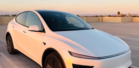 Tesla Model Y 2026