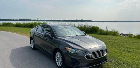 Ford Fusion Hybrid 2019