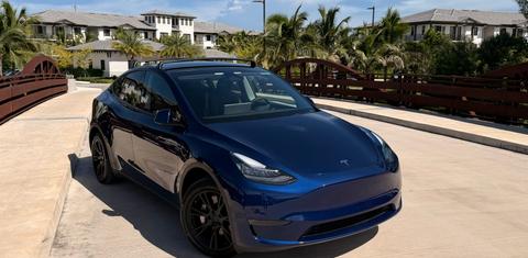 Tesla Model Y 2023