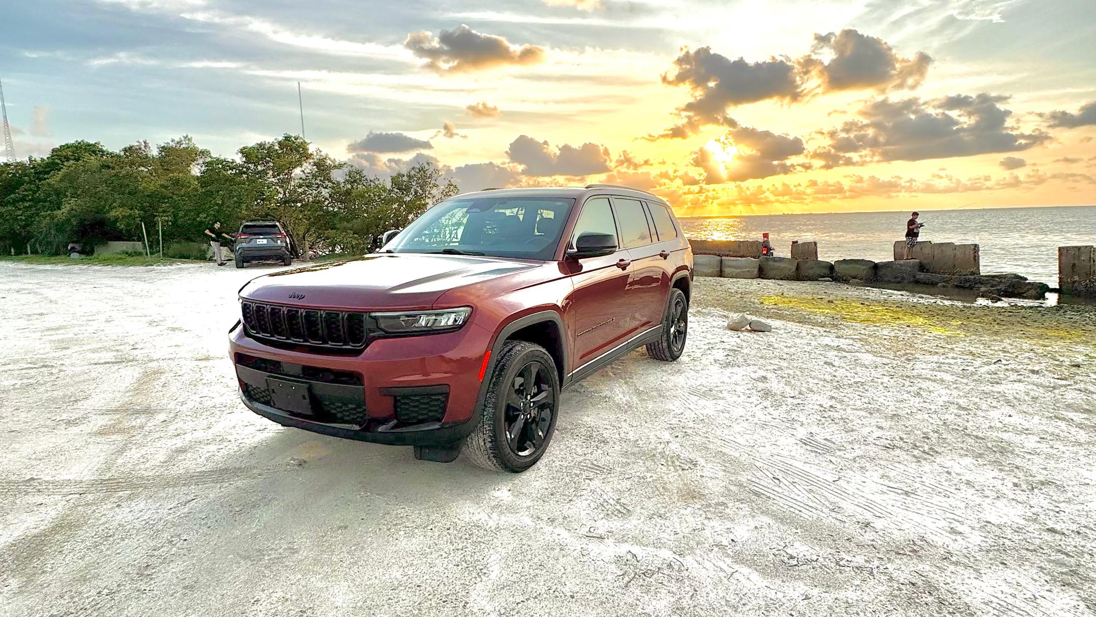 Jeep Grand Cherokee L 2021 in Pinellas Park, FL