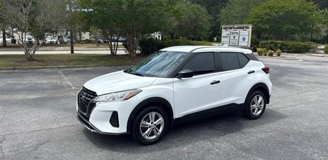 Nissan Kicks Play 2025