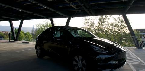 Tesla Model Y 2022