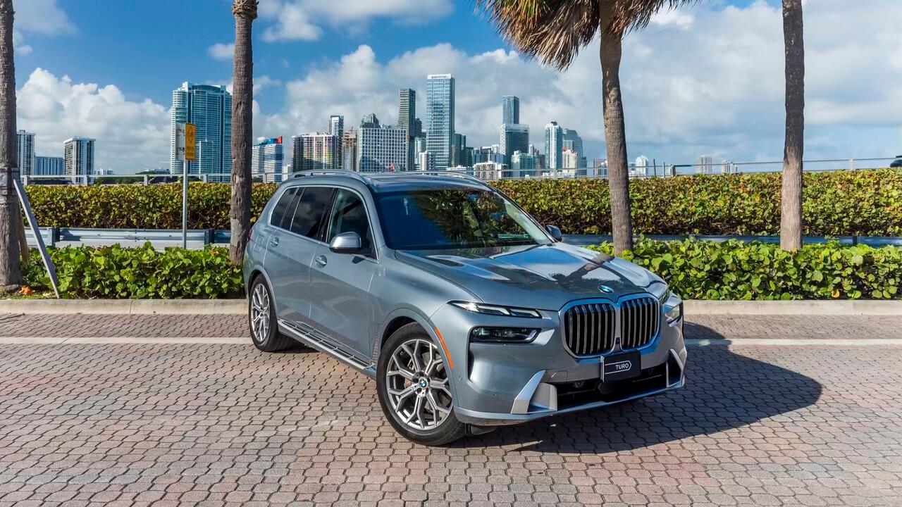 BMW X7 2024 in Miami, FL