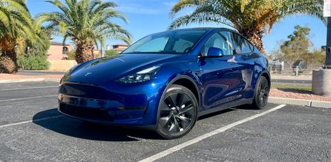 Tesla Model Y 2025