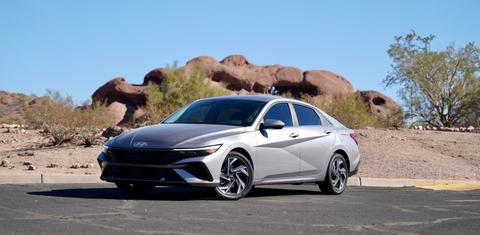 Hyundai Elantra 2025